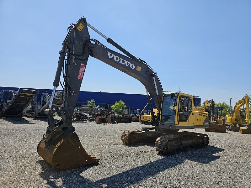 VOLVO EC240BNLC - حفارات زحافة: صور 1 VOLVO EC240BNLC - حفارات زحافة: صور 1