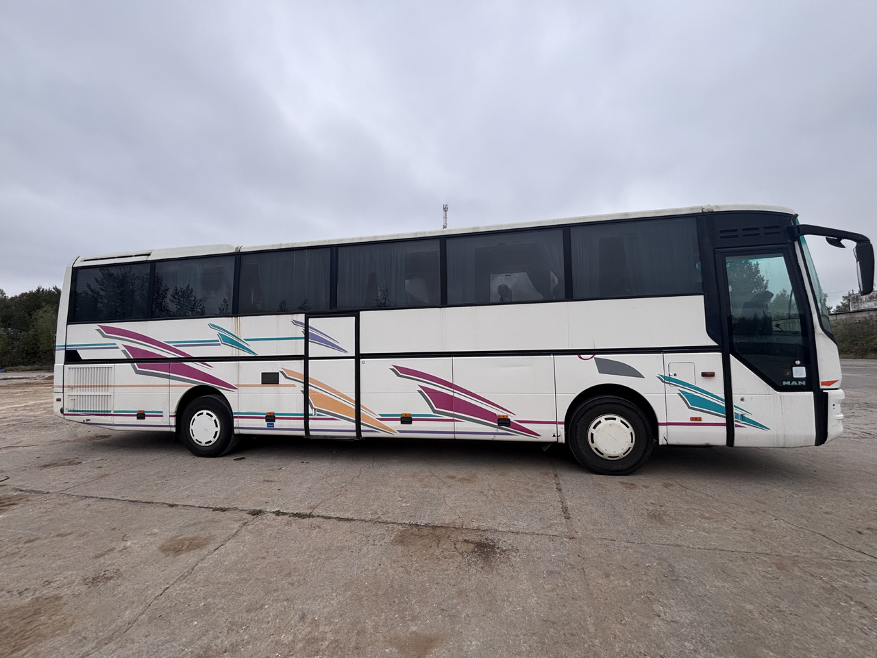 MAN - سياحية حافلة: صور 4 MAN - سياحية حافلة: صور 4