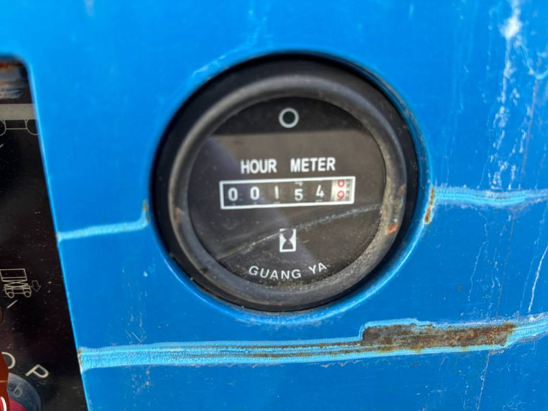 Yamei MS1330 - رافعات مقصية: صور 5 Yamei MS1330 - رافعات مقصية: صور 5