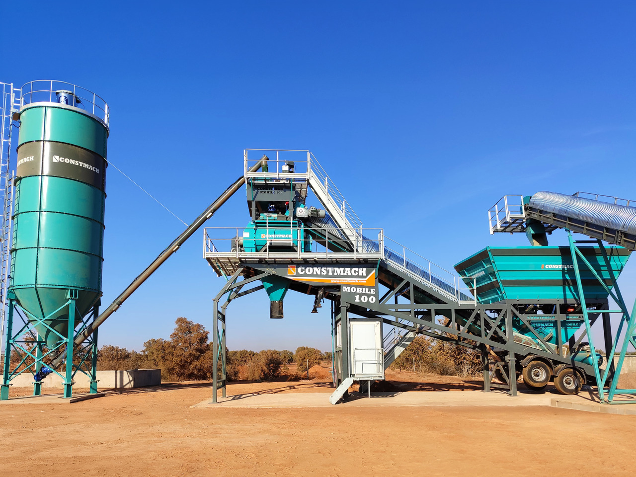 Constmach 100 m³/h Mobile Concrete Batching Plant - مصنع خلط الخرسانة: صور 1 Constmach 100 m³/h Mobile Concrete Batching Plant - مصنع خلط الخرسانة: صور 1