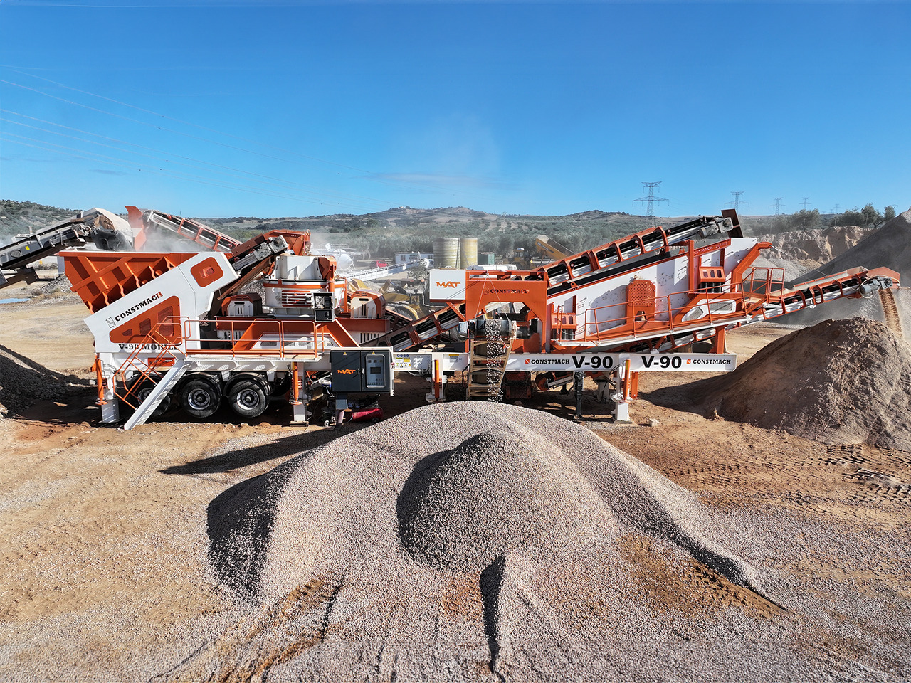 Constmach Concasseur À Impact À Axe Vertical Mobile D'une Capacité De 250 T/H - كسارة متحركه: صور 1 Constmach Concasseur À Impact À Axe Vertical Mobile D'une Capacité De 250 T/H - كسارة متحركه: صور 1