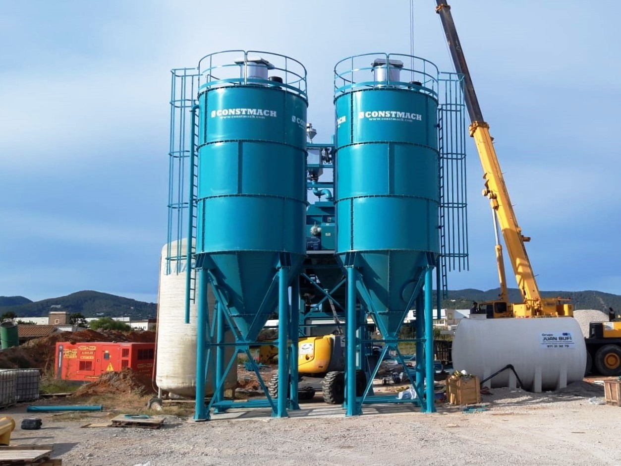 Constmach Silo à Ciment d'une Capacité de 50 Tonnes - خزان الأسمنت: صور 1 Constmach Silo à Ciment d'une Capacité de 50 Tonnes - خزان الأسمنت: صور 1