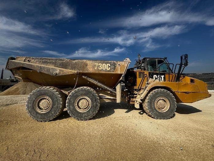 CAT 730C2 - شاحنة مفصلية: صور 1 CAT 730C2 - شاحنة مفصلية: صور 1