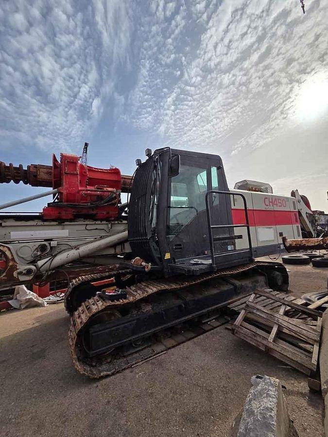 Comacchio CH450 - آلة حفر: صور 1 Comacchio CH450 - آلة حفر: صور 1