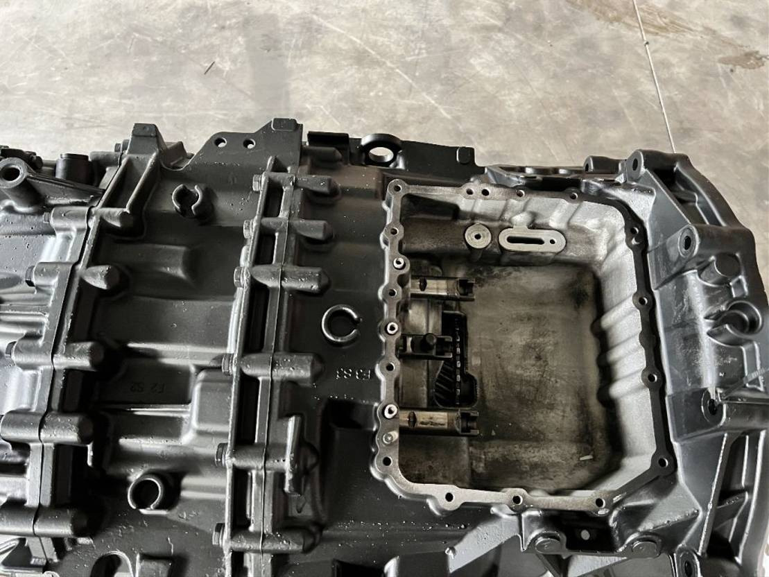 MAN TGA ZF Getriebe 12AS2331 TO - علبة التروس - شاحنة: صور 2 MAN TGA ZF Getriebe 12AS2331 TO - علبة التروس - شاحنة: صور 2