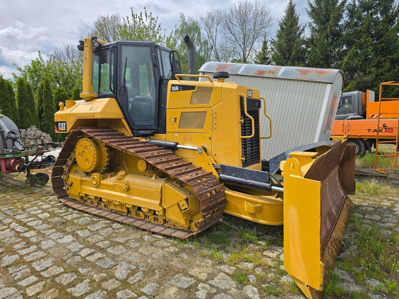 CATERPILLAR D 6 N XL - بلدوزر: صور 3 CATERPILLAR D 6 N XL - بلدوزر: صور 3