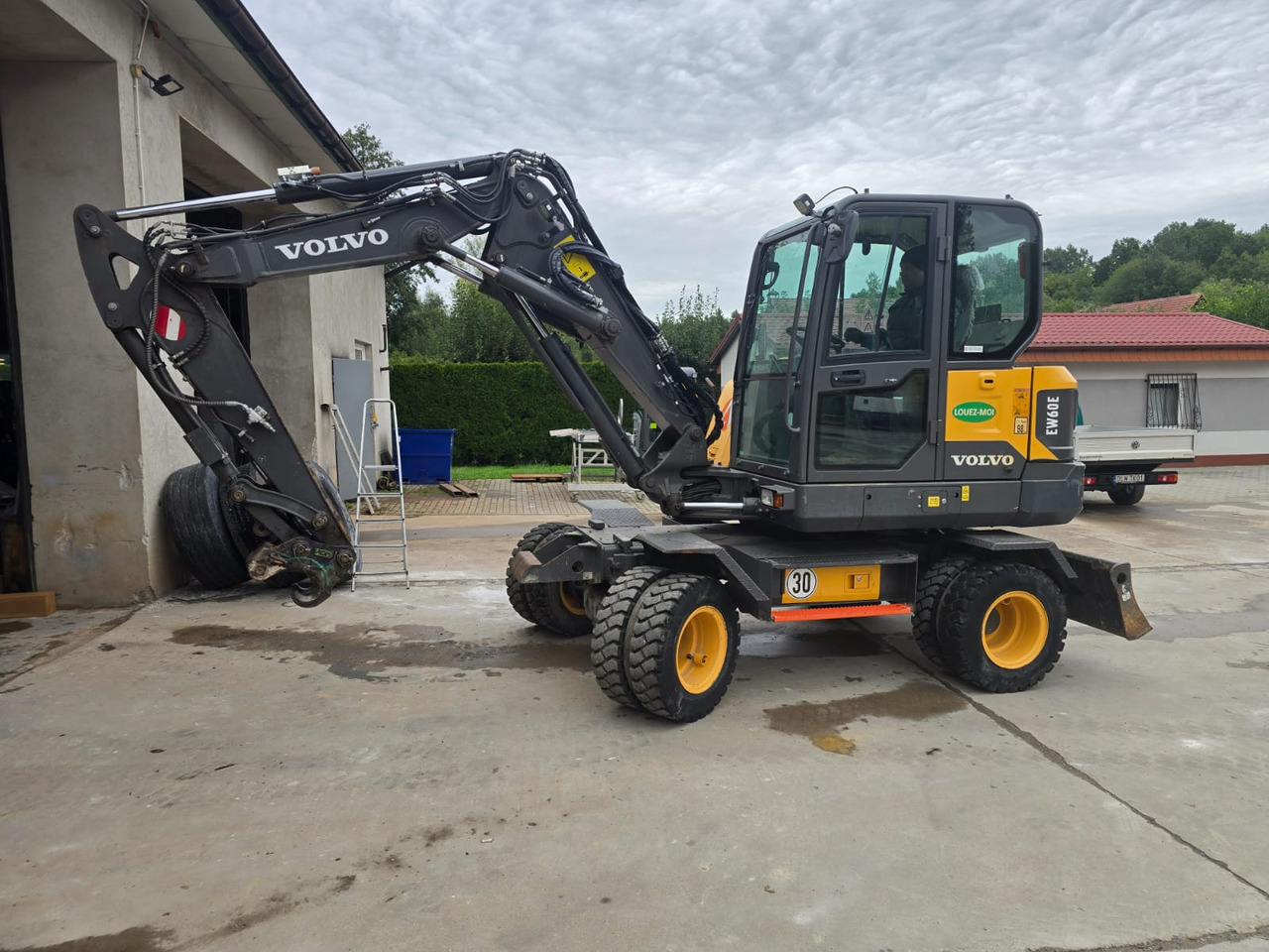 VOLVO EW 60E - حفارة على عجلات: صور 1 VOLVO EW 60E - حفارة على عجلات: صور 1