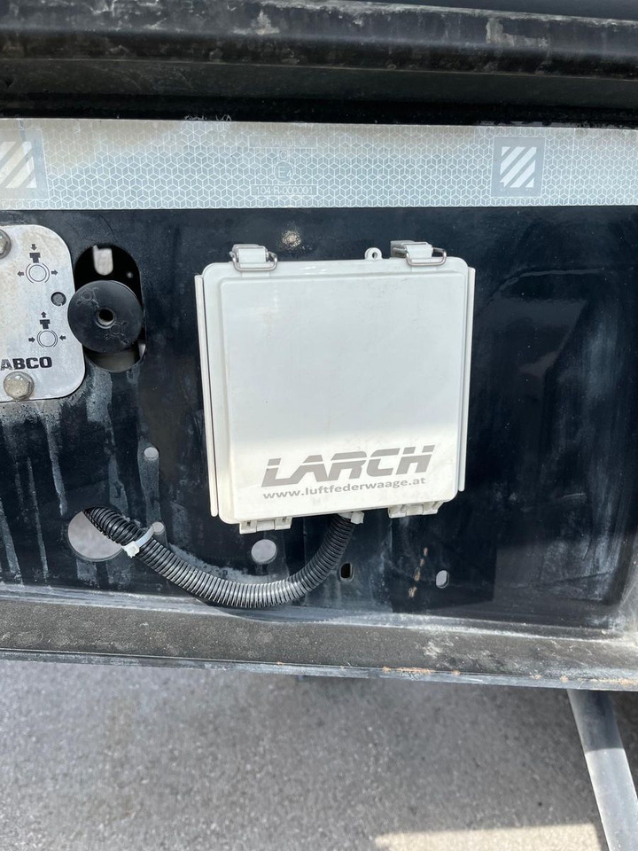 Schwarzmüller Hardox - قلابة نصف مقطورة: صور 3 Schwarzmüller Hardox - قلابة نصف مقطورة: صور 3