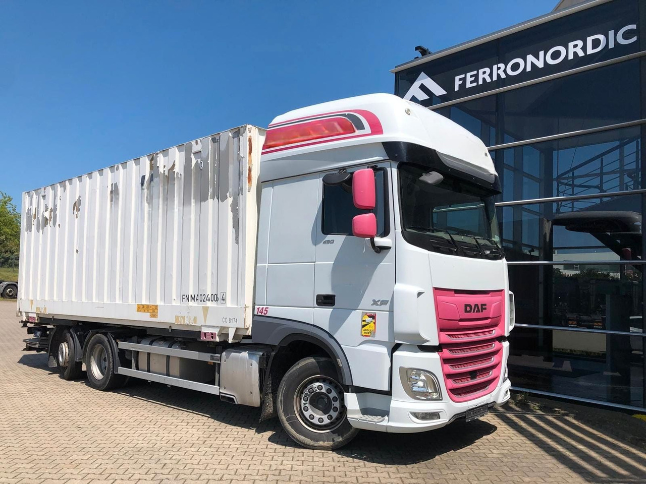 DAF XF450 SSC Lenk/Lift*LBW*AHK*Standklima - بصندوق مغلق شاحنة: صور 1 DAF XF450 SSC Lenk/Lift*LBW*AHK*Standklima - بصندوق مغلق شاحنة: صور 1