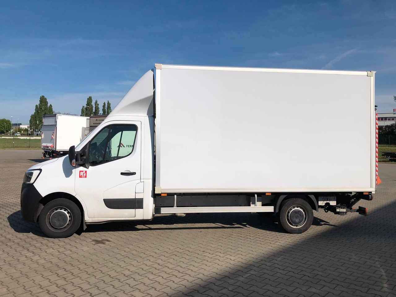 Renault MASTER RED 3.5T*LBW*Klima*4.2m*AUCH MIETE - الشاحنات الصغيرة صندوق مغلق: صور 3 Renault MASTER RED 3.5T*LBW*Klima*4.2m*AUCH MIETE - الشاحنات الصغيرة صندوق مغلق: صور 3