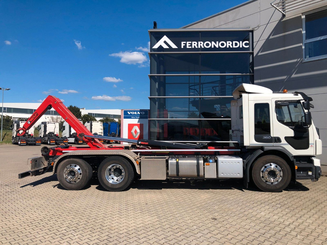 Volvo FE 350 6x2 Lenkachse*Alufelgen*HIAB*AHK*Klima - شاحنة ذات الخطاف: صور 5 Volvo FE 350 6x2 Lenkachse*Alufelgen*HIAB*AHK*Klima - شاحنة ذات الخطاف: صور 5
