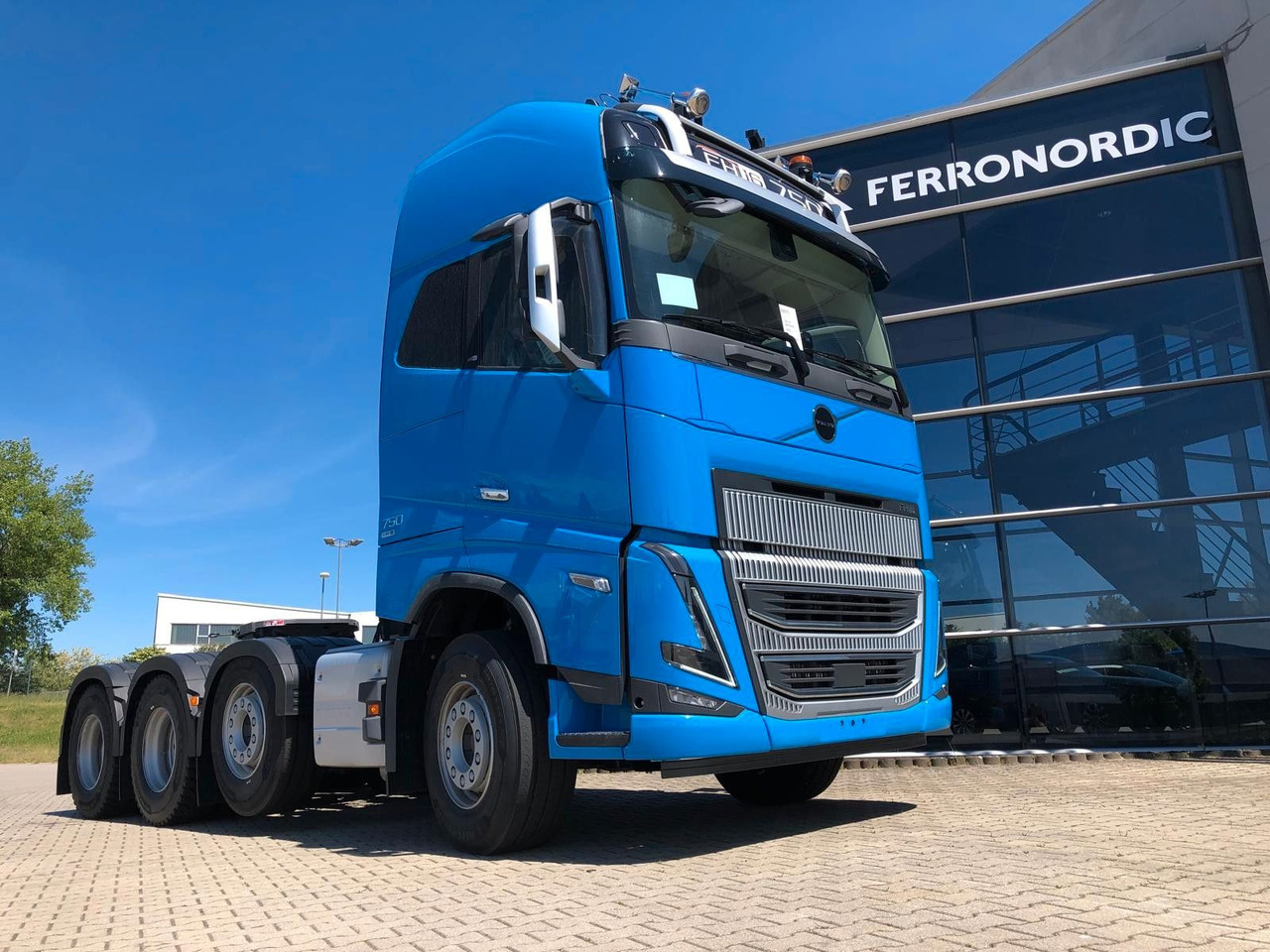 Volvo FH16 750 XL 8x4 Tridem*100T*Kriechgänge*Retarder Volvo FH16 750 XL 8x4 Tridem*100T*Kriechgänge*Retarder - شاحنة جرار: صور 1 Volvo FH16 750 XL 8x4 Tridem*100T*Kriechgänge*Retarder Volvo FH16 750 XL 8x4 Tridem*100T*Kriechgänge*Retarder - شاحنة جرار: صور 1
