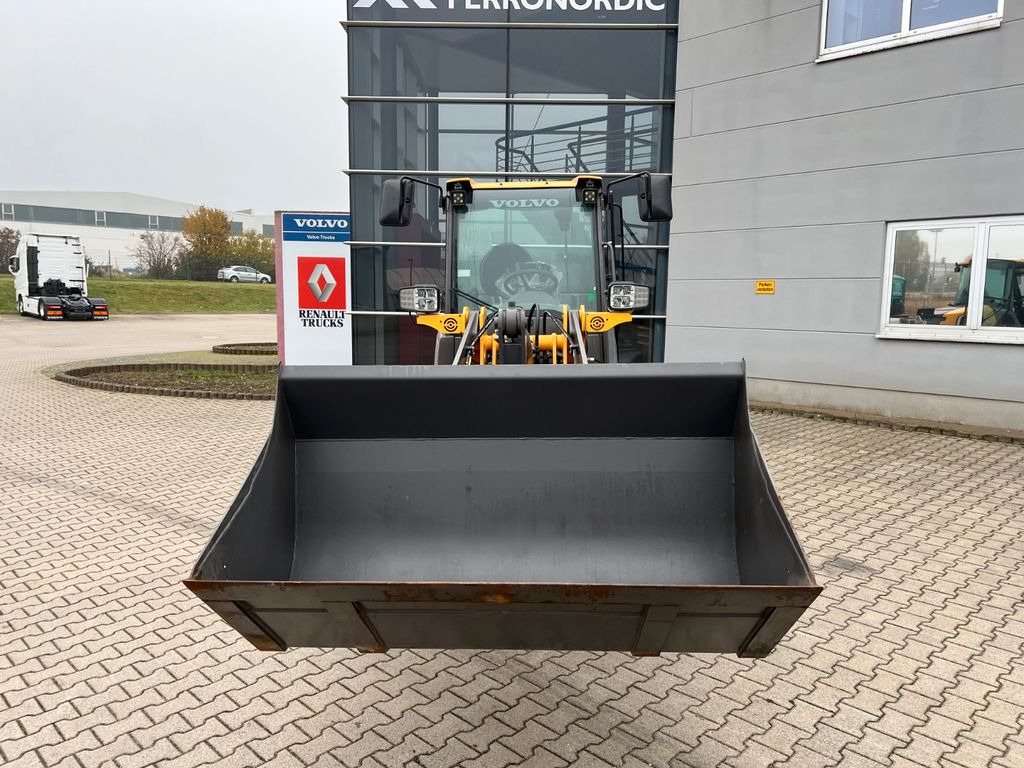 Volvo JL25H Electric *Auch Miete - اللودر بعجل: صور 5 Volvo JL25H Electric *Auch Miete - اللودر بعجل: صور 5