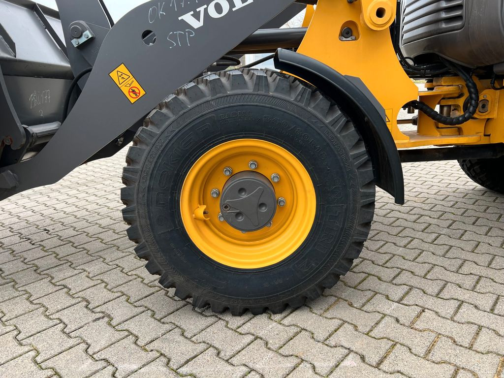 اللودر بعجل Volvo JL25H Electric *Auch Miete: صور 9