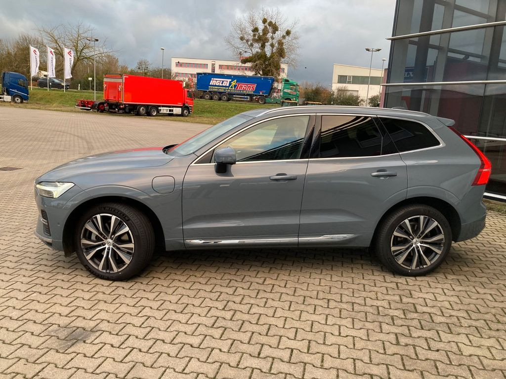 Volvo XC 60 T6 Inscr. Rech. Plug-In Hybrid AWD Md.2022 - سيارة دفع رباعي: صور 2 Volvo XC 60 T6 Inscr. Rech. Plug-In Hybrid AWD Md.2022 - سيارة دفع رباعي: صور 2
