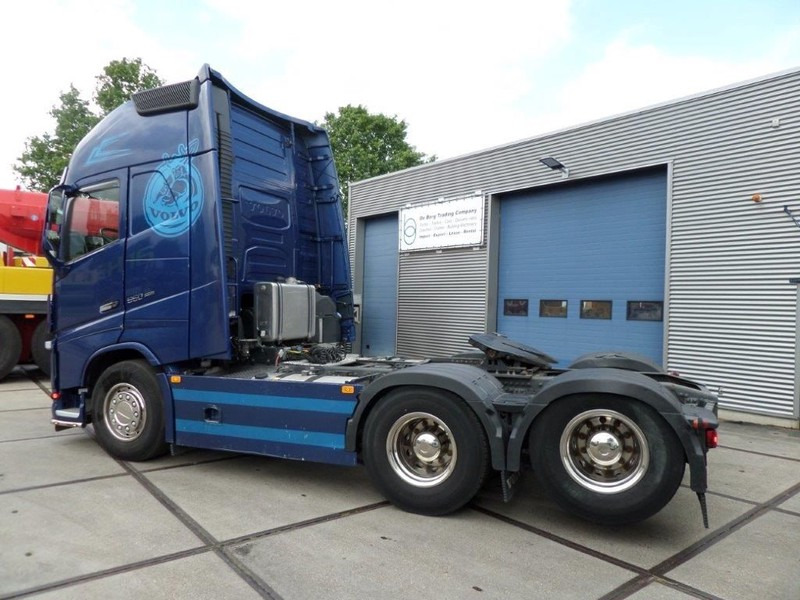 Volvo FH 16.650 6x2 - شاحنة جرار: صور 3 Volvo FH 16.650 6x2 - شاحنة جرار: صور 3