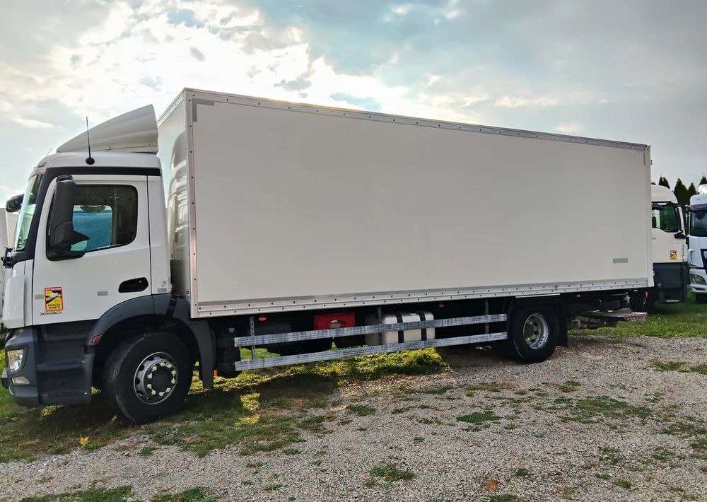 Mercedes-Benz Antos - مبردة شاحنة: صور 4 Mercedes-Benz Antos - مبردة شاحنة: صور 4