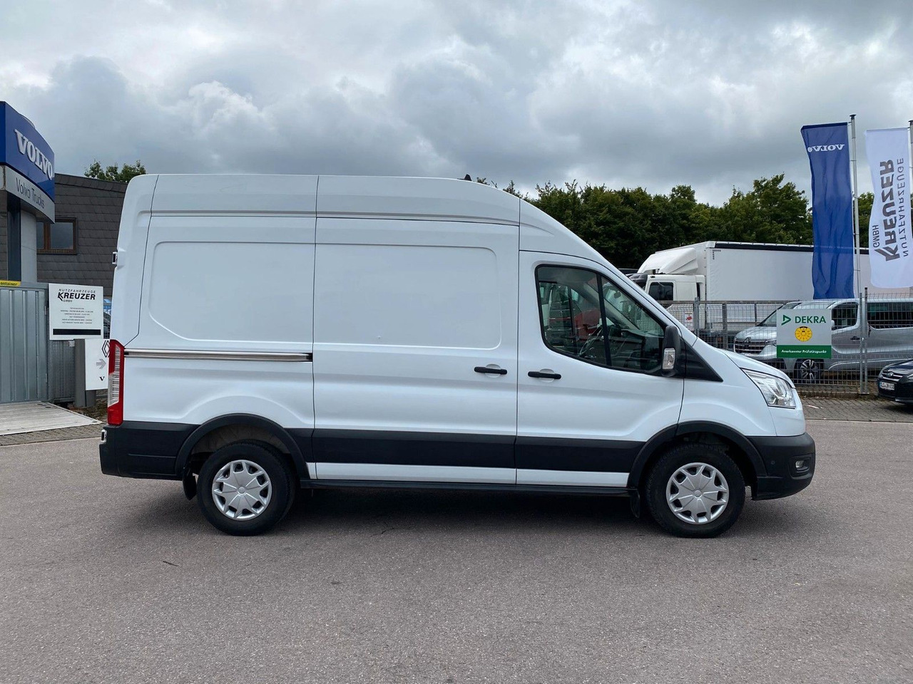 Ford Transit 350 L2 Trend Werkstattausbau - فان: صور 3 Ford Transit 350 L2 Trend Werkstattausbau - فان: صور 3