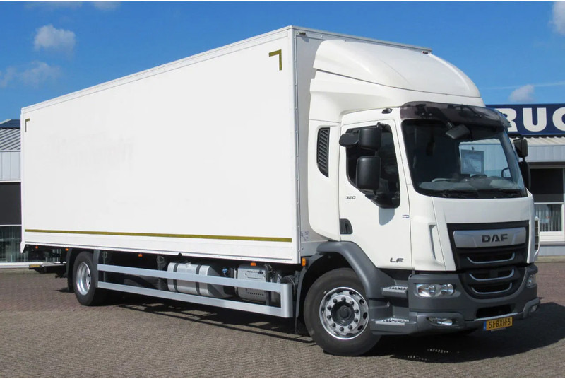 DAF LF 55 320 Euro 6 - بصندوق مغلق شاحنة: صور 2 DAF LF 55 320 Euro 6 - بصندوق مغلق شاحنة: صور 2