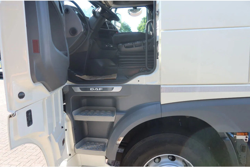 DAF XF 106.450 Wissellaadbaksysteem / Chassis - شاحنات الحاويات / جسم علوي قابل للتغيير شاحنة: صور 5 DAF XF 106.450 Wissellaadbaksysteem / Chassis - شاحنات الحاويات / جسم علوي قابل للتغيير شاحنة: صور 5
