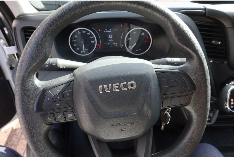 Iveco Daily 35S16 Iveco 35S16 L3/H2 Koel/Vries/ verwarmen Carrier Xarios 350 + 220 volt nacht aansluiting - الشاحنات الصغيرة المبردة: صور 4 Iveco Daily 35S16 Iveco 35S16 L3/H2 Koel/Vries/ verwarmen Carrier Xarios 350 + 220 volt nacht aansluiting - الشاحنات الصغيرة المبردة: صور 4
