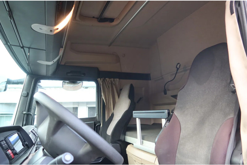 MAN TGX 18 .340 4x2 Full air Chassis, twist locks - الشاسيه شاحنة: صور 5 MAN TGX 18 .340 4x2 Full air Chassis, twist locks - الشاسيه شاحنة: صور 5