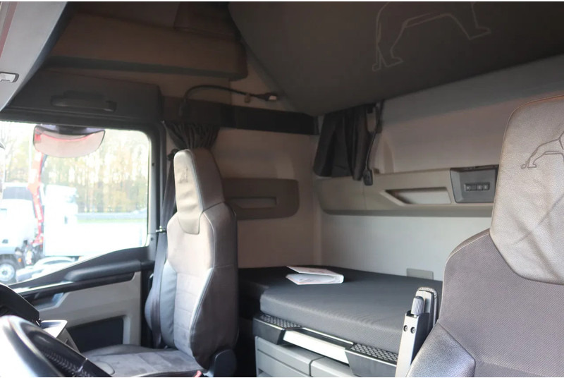 MAN TGX 26.510 6x2 Intarder. Volledige luchtvering - شاحنات الحاويات / جسم علوي قابل للتغيير شاحنة: صور 5 MAN TGX 26.510 6x2 Intarder. Volledige luchtvering - شاحنات الحاويات / جسم علوي قابل للتغيير شاحنة: صور 5