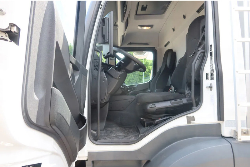 Mercedes-Benz Actros 2530 L Koel/Vries + Laadklep DHollandia 2500kg - مبردة شاحنة: صور 5 Mercedes-Benz Actros 2530 L Koel/Vries + Laadklep DHollandia 2500kg - مبردة شاحنة: صور 5