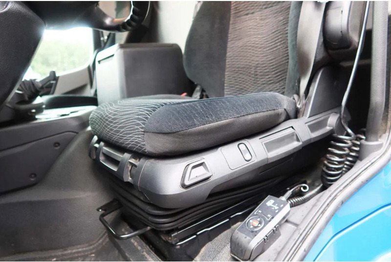 Mercedes-Benz Antos 1924L Huif + Klep Dhollandia 2000 KG Euro 6 - بصندوق مغلق شاحنة: صور 5 Mercedes-Benz Antos 1924L Huif + Klep Dhollandia 2000 KG Euro 6 - بصندوق مغلق شاحنة: صور 5