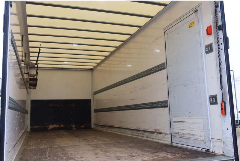 Mercedes-Benz Atego 1521 L Bak+Klep Dhollandia - بصندوق مغلق شاحنة: صور 4 Mercedes-Benz Atego 1521 L Bak+Klep Dhollandia - بصندوق مغلق شاحنة: صور 4