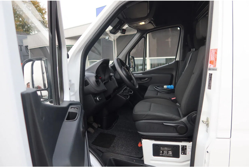 Mercedes-Benz Sprinter 316 CDI Koel/Vries/Verwarmen +Klep L2/H2 - الشاحنات الصغيرة المبردة: صور 5 Mercedes-Benz Sprinter 316 CDI Koel/Vries/Verwarmen +Klep L2/H2 - الشاحنات الصغيرة المبردة: صور 5