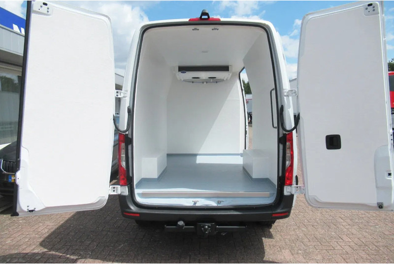 Mercedes-Benz Sprinter 316 CDI Koelen/Vriezen/ Verwarmen Carrier Xarios 350 + 220 volt nacht aansluiting - الشاحنات الصغيرة المبردة: صور 3 Mercedes-Benz Sprinter 316 CDI Koelen/Vriezen/ Verwarmen Carrier Xarios 350 + 220 volt nacht aansluiting - الشاحنات الصغيرة المبردة: صور 3