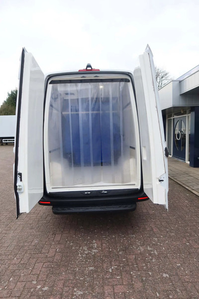 Mercedes-Benz Sprinter 317 317 CDI L3/H2 Multi temp, Verplaatsbare tussenwand - الشاحنات الصغيرة المبردة: صور 4 Mercedes-Benz Sprinter 317 317 CDI L3/H2 Multi temp, Verplaatsbare tussenwand - الشاحنات الصغيرة المبردة: صور 4