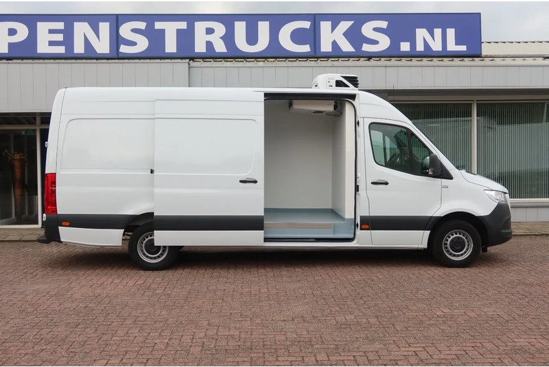 Mercedes-Benz Sprinter 317 Carrier Xarios 350 Koel/Vries/Verwarmen met Nachtaansluiting 220 Volt - الشاحنات الصغيرة المبردة: صور 2 Mercedes-Benz Sprinter 317 Carrier Xarios 350 Koel/Vries/Verwarmen met Nachtaansluiting 220 Volt - الشاحنات الصغيرة المبردة: صور 2