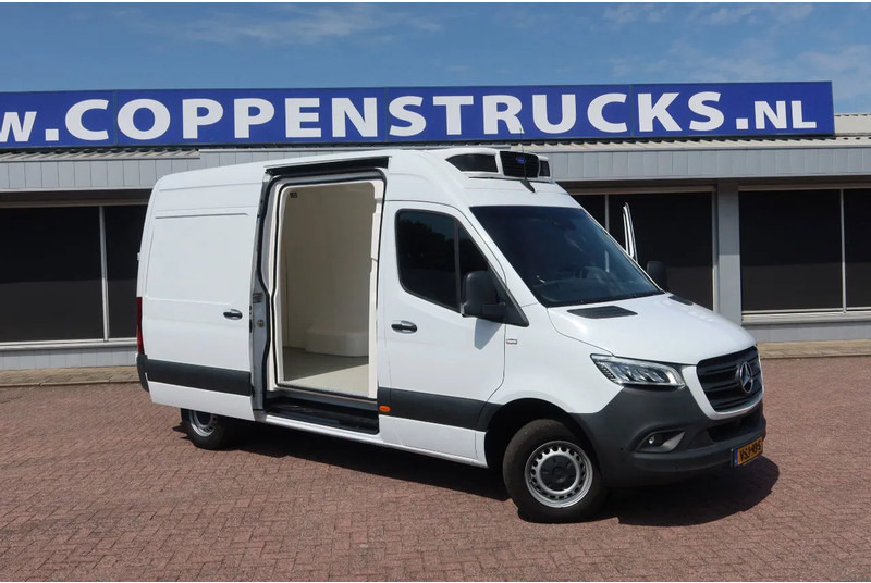 Mercedes-Benz Sprinter 317 Koel/Vries L2/H2 220 Volt stekker - الشاحنات الصغيرة المبردة: صور 2 Mercedes-Benz Sprinter 317 Koel/Vries L2/H2 220 Volt stekker - الشاحنات الصغيرة المبردة: صور 2