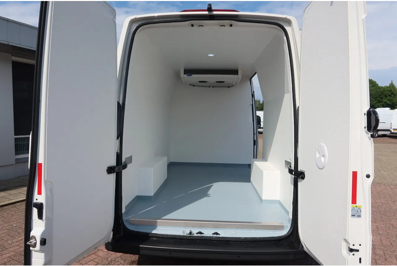Volkswagen Crafter 177 PK Koel/ Vries/ Verwarmen Carrier xarios 350 met nachtaansluiting BPM vrij. - الشاحنات الصغيرة المبردة: صور 4 Volkswagen Crafter 177 PK Koel/ Vries/ Verwarmen Carrier xarios 350 met nachtaansluiting BPM vrij. - الشاحنات الصغيرة المبردة: صور 4