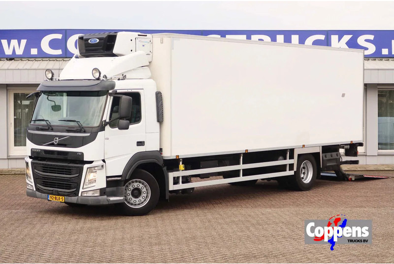 Volvo FM 330 4x2 Koel/Vries Carrier Supra 380 + Klep Dhollandia 2500 kg - مبردة شاحنة: صور 1 Volvo FM 330 4x2 Koel/Vries Carrier Supra 380 + Klep Dhollandia 2500 kg - مبردة شاحنة: صور 1
