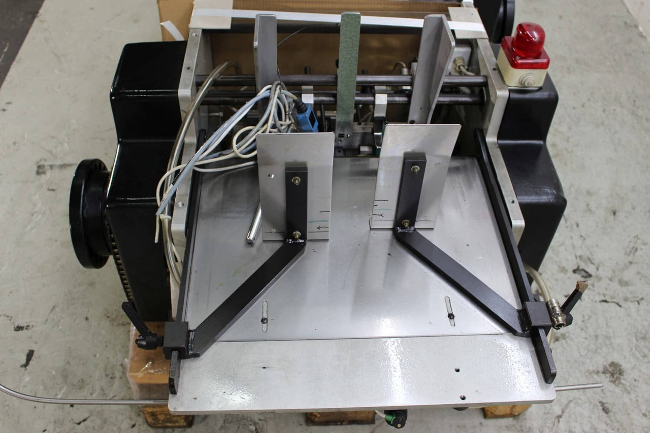 RITMICA Universal H-200 - آلات الطباعة: صور 4 RITMICA Universal H-200 - آلات الطباعة: صور 4