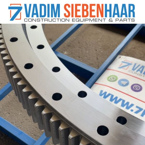Krupp Slewring Drehkranz OPU Łożysko wieńcowe 1372670 for Krupp KMK 4070 mobile crane - حلقة الدوران - موبايل كرين: صور 1 Krupp Slewring Drehkranz OPU Łożysko wieńcowe 1372670 for Krupp KMK 4070 mobile crane - حلقة الدوران - موبايل كرين: صور 1