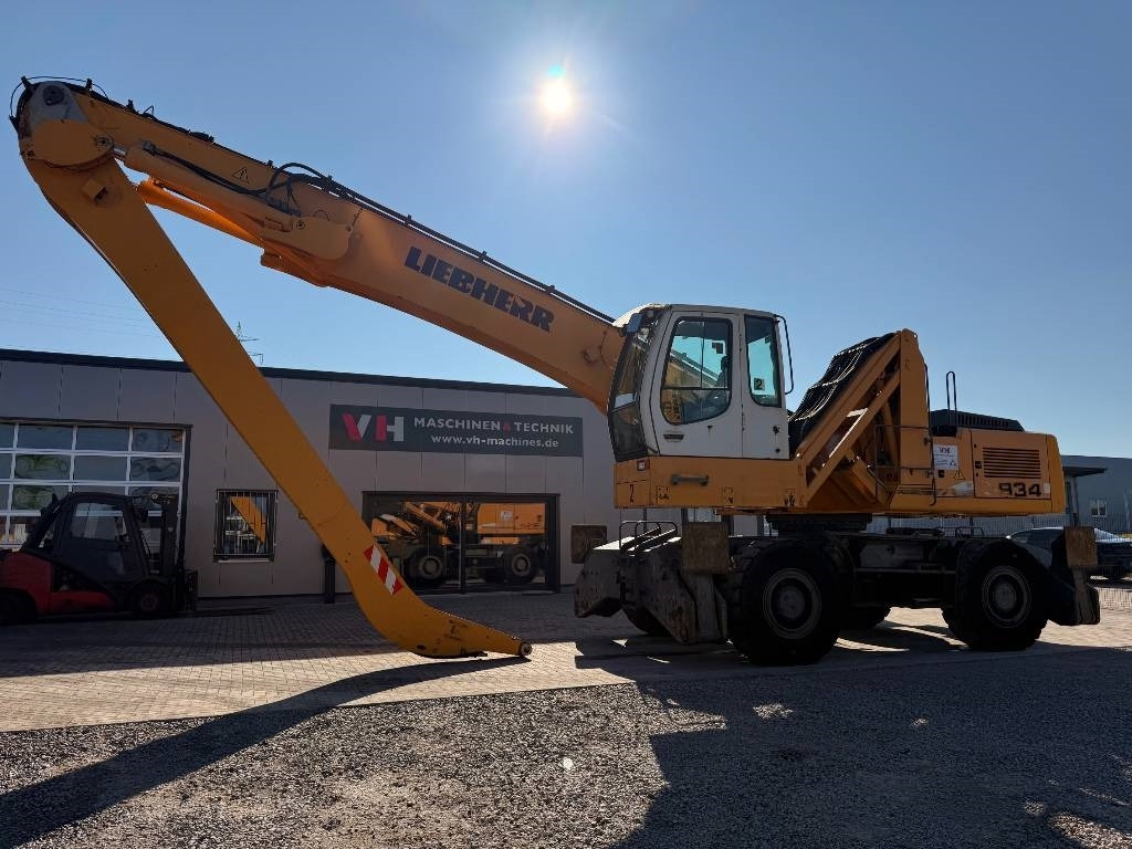 Liebherr A 934 C HD Litronic - حفارة النقل والشحن: صور 1 Liebherr A 934 C HD Litronic - حفارة النقل والشحن: صور 1