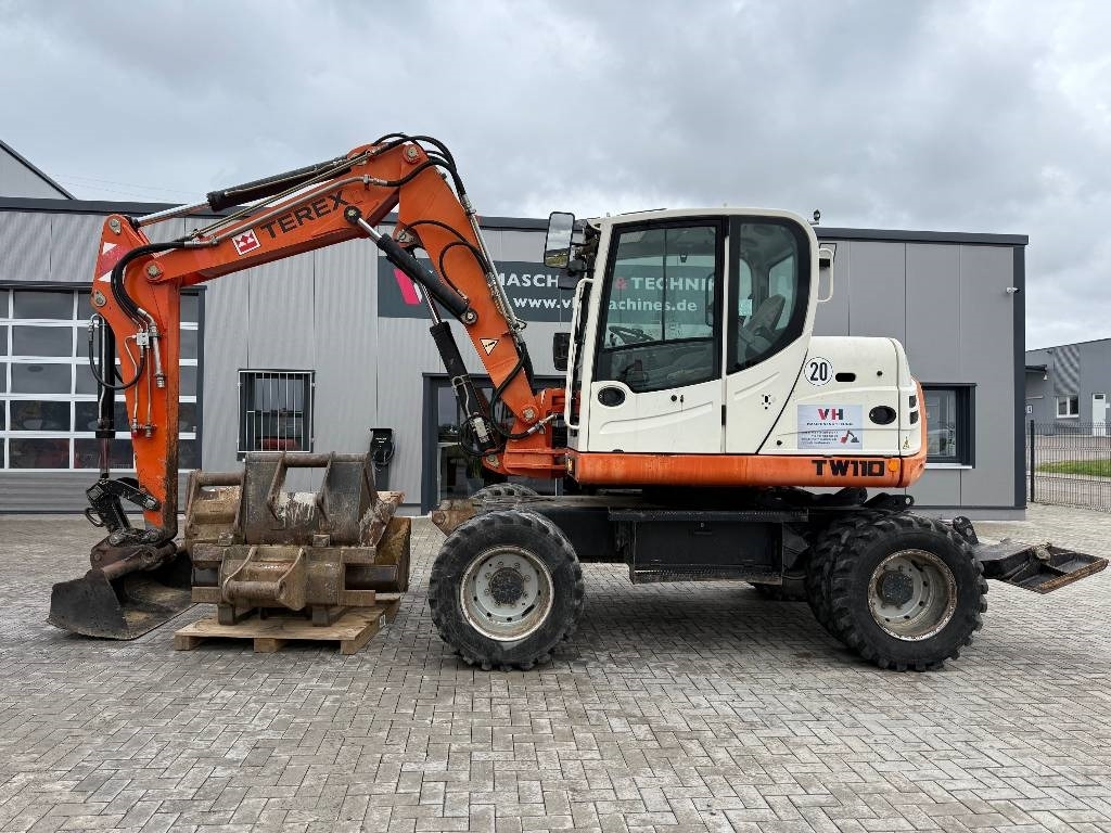Terex TW 110 - حفارة على عجلات: صور 2 Terex TW 110 - حفارة على عجلات: صور 2
