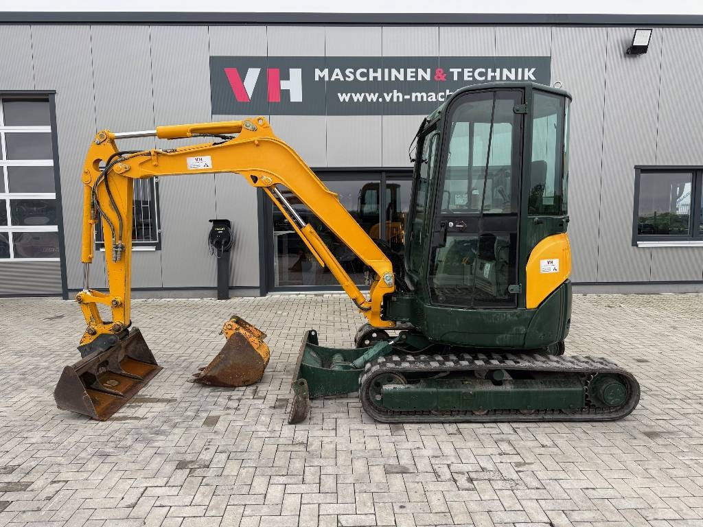 Yanmar Vio 35 - حفارة مصغرة: صور 1 Yanmar Vio 35 - حفارة مصغرة: صور 1