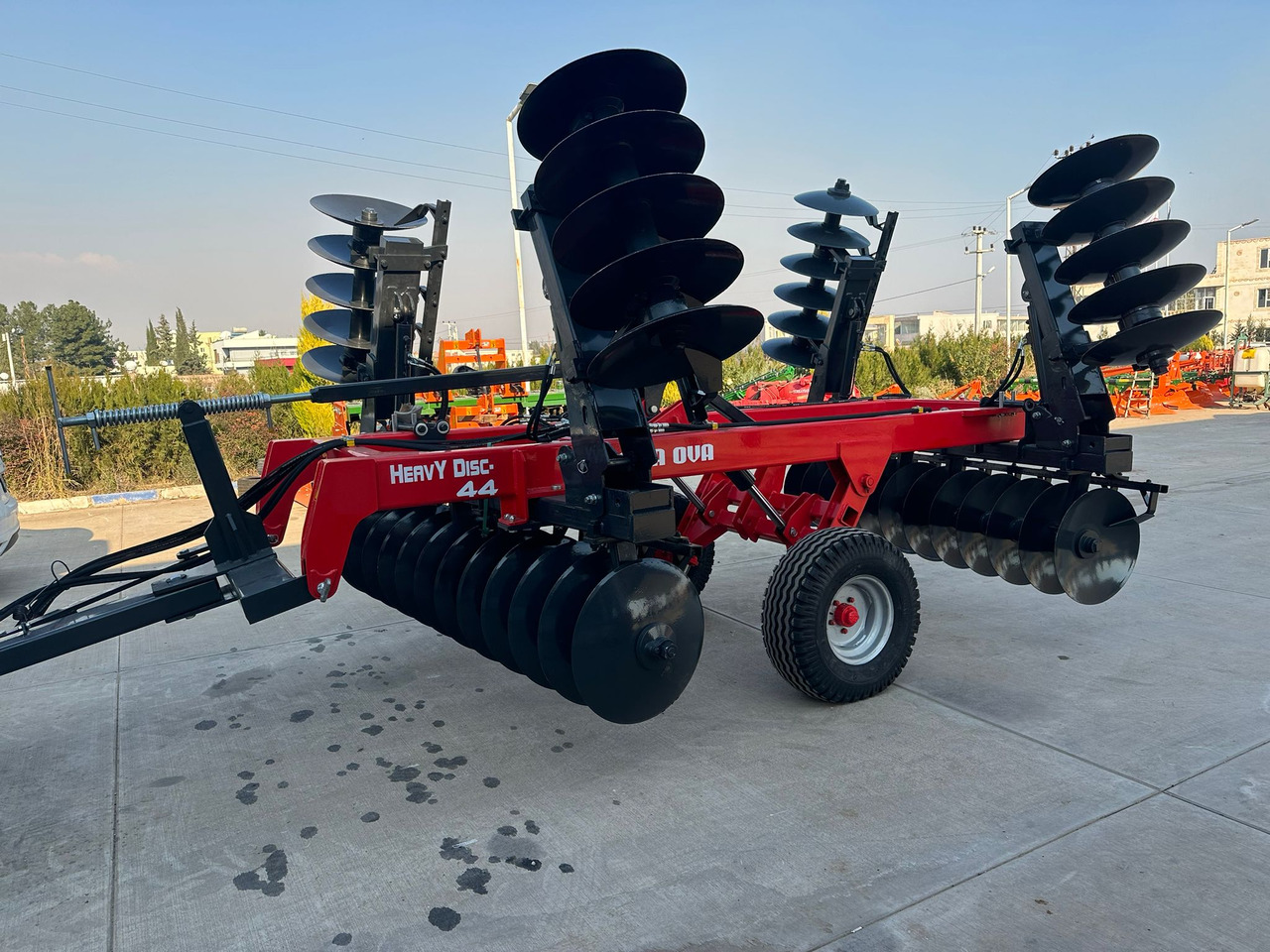 SOIL MASTER FOLDABLE TYPE GOBLE DISC HARROW - قرص مسلفة: صور 1 SOIL MASTER FOLDABLE TYPE GOBLE DISC HARROW - قرص مسلفة: صور 1