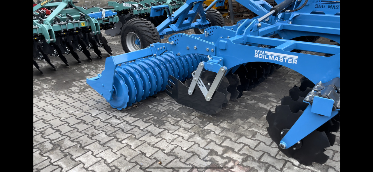 SOIL MASTER _GRAND MASTER SERIES FOLDABLE AND TRAILED TYPE MULTI DISC HARROW (RUBBER TYPE LEG) - قرص مسلفة: صور 5 SOIL MASTER _GRAND MASTER SERIES FOLDABLE AND TRAILED TYPE MULTI DISC HARROW (RUBBER TYPE LEG) - قرص مسلفة: صور 5