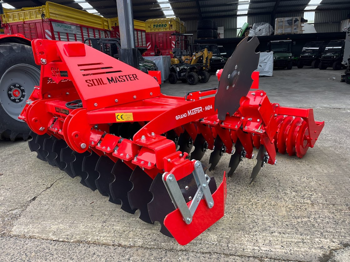 SOIL MASTER _GRAND MASTER SERIES MOUNTED TYPE MULTI DISC HARROW (RUBBER TYPE LEG) - قرص مسلفة: صور 1 SOIL MASTER _GRAND MASTER SERIES MOUNTED TYPE MULTI DISC HARROW (RUBBER TYPE LEG) - قرص مسلفة: صور 1