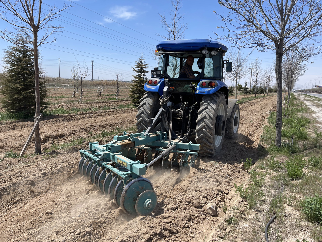 SOIL MASTER _MOUNTED AND TRAILED TYPE HEAVY DUTY DISC HARROW - قرص مسلفة: صور 3 SOIL MASTER _MOUNTED AND TRAILED TYPE HEAVY DUTY DISC HARROW - قرص مسلفة: صور 3