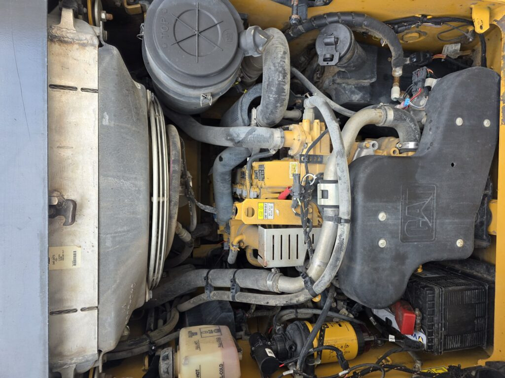 CAT 289D3 ALTO CAUDAL - شيول صغير: صور 4 CAT 289D3 ALTO CAUDAL - شيول صغير: صور 4