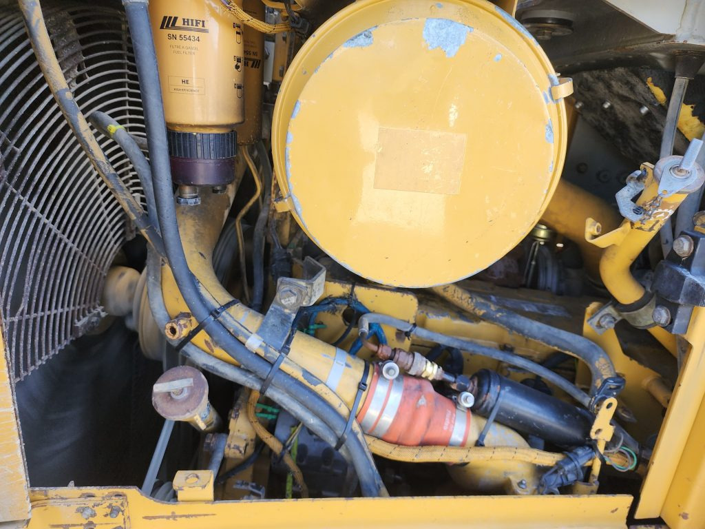 CAT D6R SERIE II - بلدوزر: صور 4 CAT D6R SERIE II - بلدوزر: صور 4