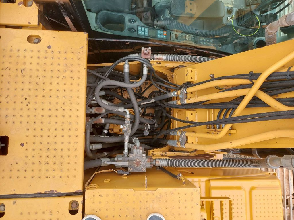 CATERPILLAR 312D - حفارات زحافة: صور 5 CATERPILLAR 312D - حفارات زحافة: صور 5