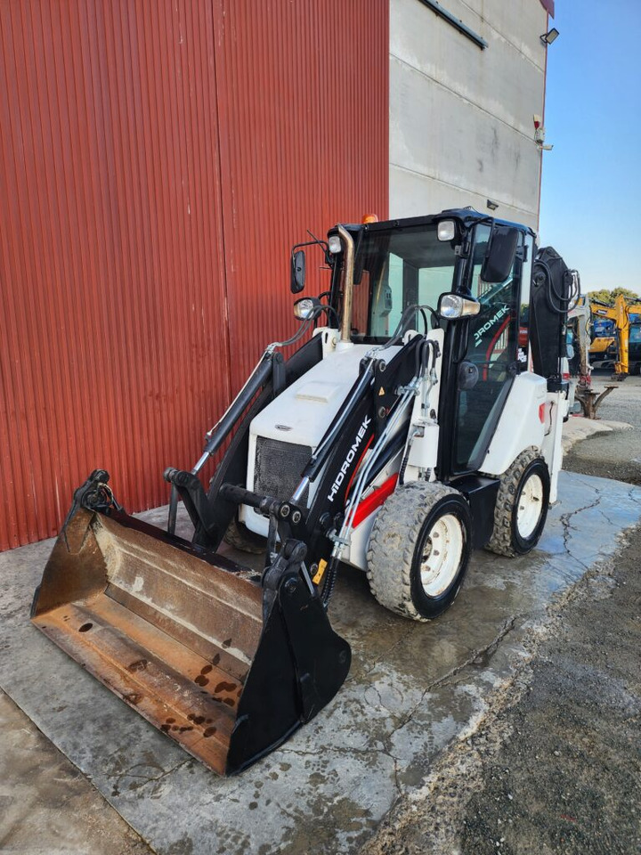 HIDROMEK HMK62SS - حفار متعدد الاستخدام: صور 2 HIDROMEK HMK62SS - حفار متعدد الاستخدام: صور 2